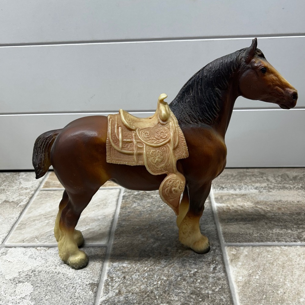 Vintage Breyer Molding Co USA Bay Draft Horse Figurine with Western Saddle 9x11